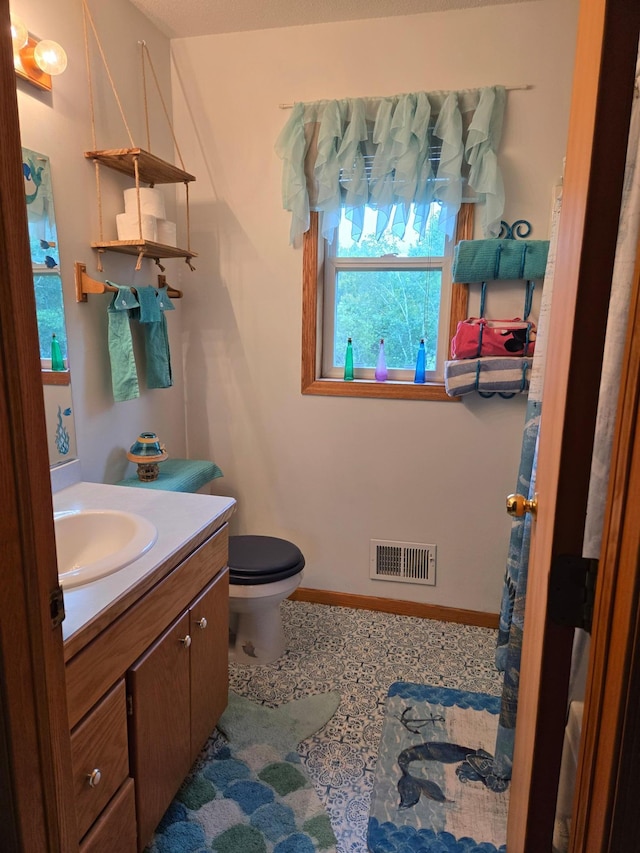 44416 Georgia Ave, Harris, MN 55032 - bathroom featuring vanity and toilet