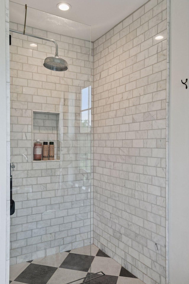 2176 153rd Ave, Mora, MN 55051 - full bath with a tile shower and recessed lighting