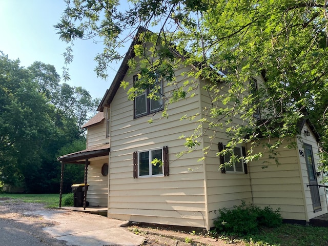 643 Miller Ave, Windom, MN 56101 - view of home's exterior