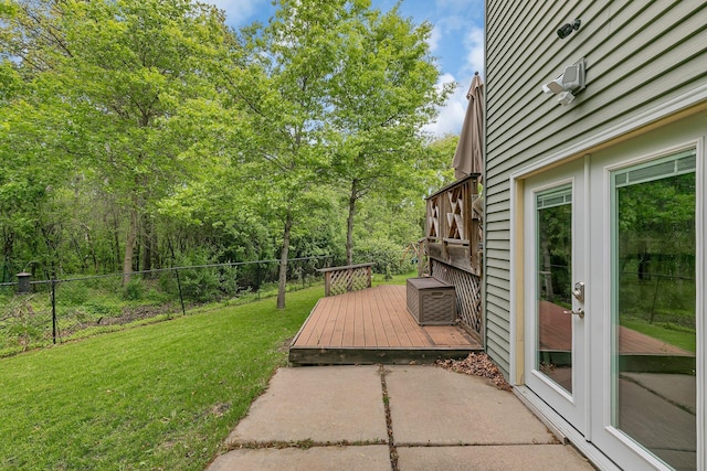 1114 Summit Way, Sauk Rapids, MN 56379 - wooden deck with a patio