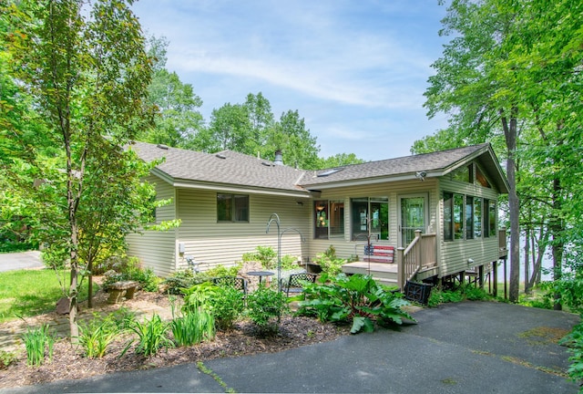 27488 Ridgewood Dr, Merrifield, MN 56465 - view of front of home with roof with shingles
