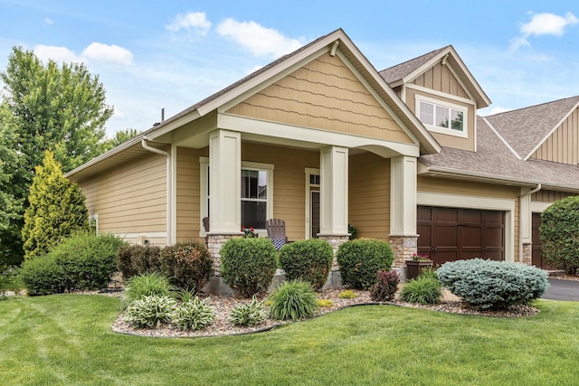 16815 Asterbilt Ln, Lakeville, MN 55044 - craftsman inspired home featuring a front lawn, roof with shingles, board and batten siding, and stone siding