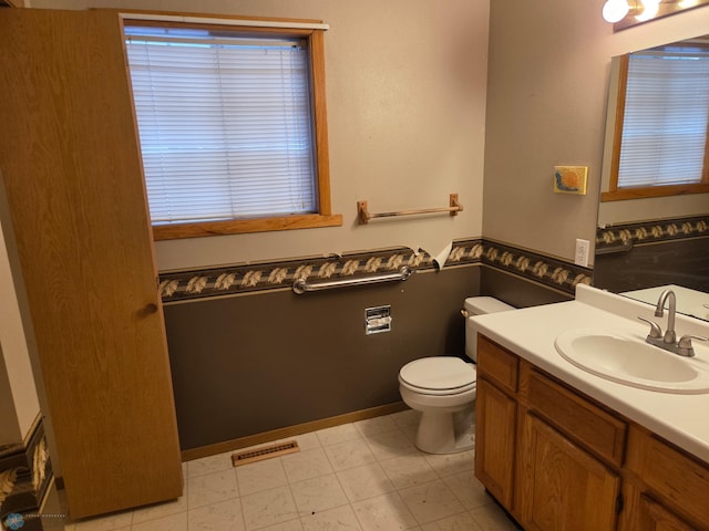 825 12th Ave W, West Fargo, ND 58078 - photo 23