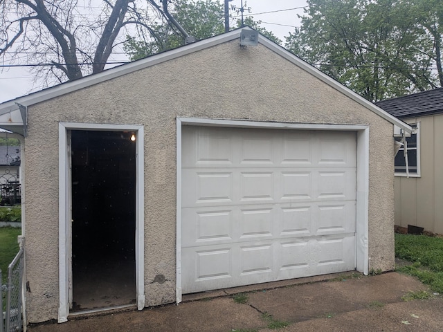 1193 County Road B E, Maplewood, MN 55109 - view of garage