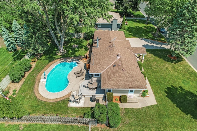 9452 Stevens Ave S, Bloomington, MN 55420 - aerial view of property and surrounding area featuring a pool area