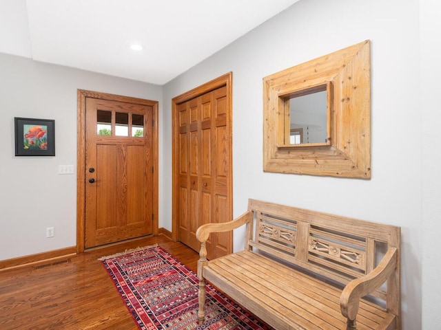 1776 Lockridge Ct, Waconia, MN 55387 - foyer featuring baseboards, wood finished floors, and recessed lighting