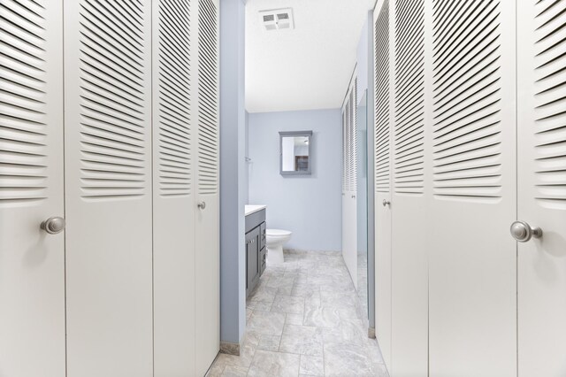 2800 Hillsboro Ave N Unit 214, New Hope, MN 55427 - view of hallway