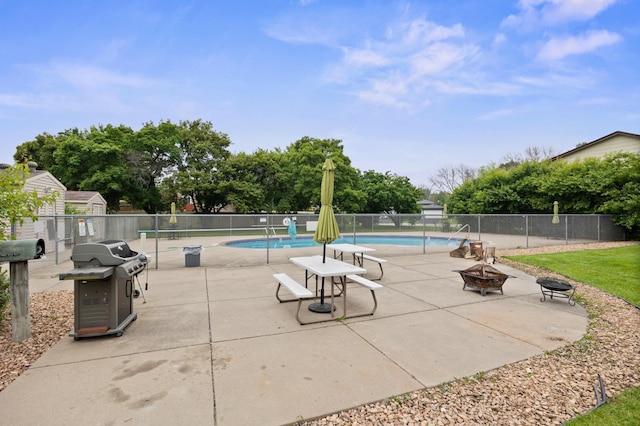 2800 Hillsboro Ave N Unit 214, New Hope, MN 55427 - community pool with an outdoor fire pit, a patio area, and a grill