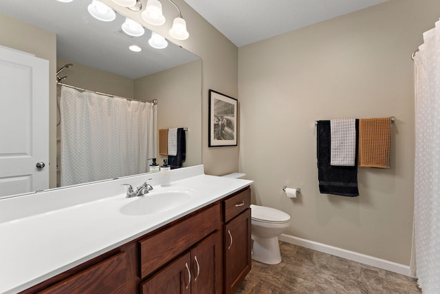 809 Cologne Ln, Waverly, MN 55390 - full bath with vanity and a shower with curtain