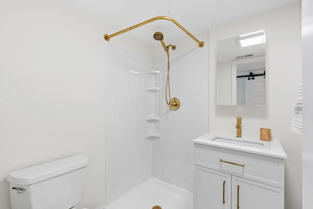 2725 Webster Ave S, Saint Louis Park, MN 55416 - full bath with a shower and vanity