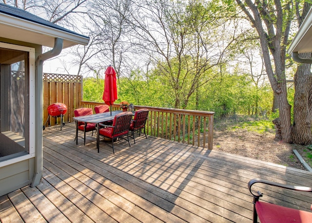 1070 Jefferson Ave, Saint Paul, MN 55105 - wooden deck with outdoor dining area