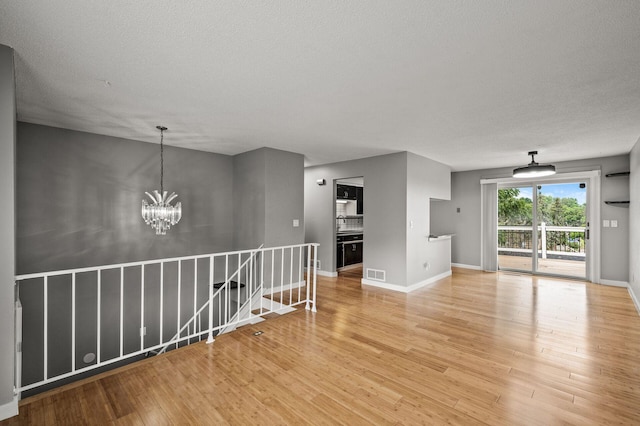 1902 3rd St E, Saint Paul, MN 55119 - photo 2
