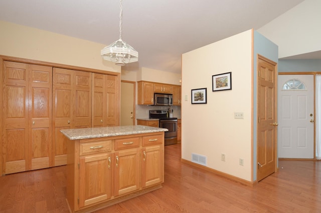 2617 Rivers Bluff Ln, Anoka, MN 55303 - photo 8
