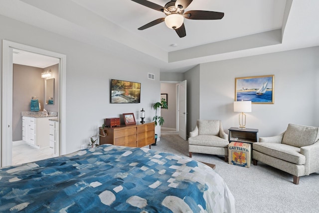 7465 Glengarry Pl, Eden Prairie, MN 55344 - bedroom with carpet flooring, ensuite bath, and a ceiling fan