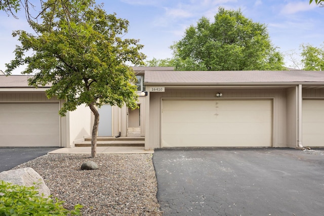 16410 15th Ave N, Plymouth, MN 55447 - photo 2