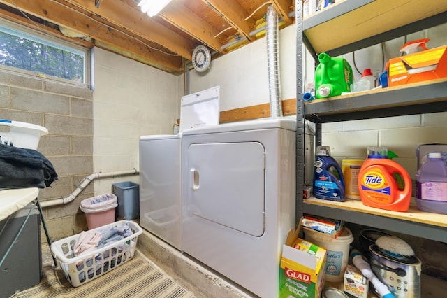 1928 Loop Rd, Two Harbors, MN 55616 - washroom featuring washer and clothes dryer