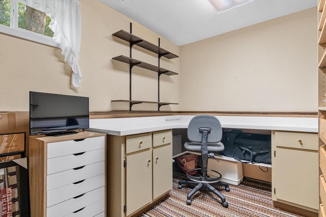 17000 Jackal St NW, Ramsey, MN 55303 - office area with carpet floors, built in study area, and beverage cooler