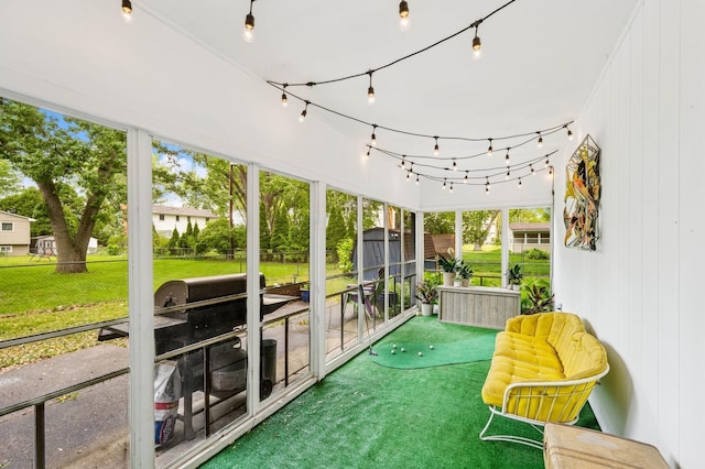 2500 Ensign Ave N, Golden Valley, MN 55427 - sunroom / solarium with healthy amount of natural light