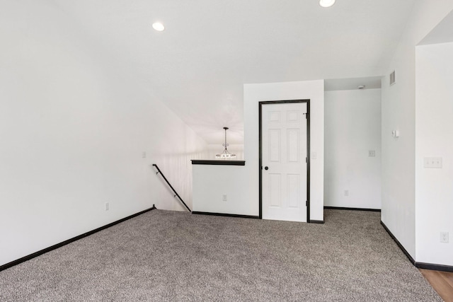 933 Beech St, Saint Paul, MN 55106 - carpeted empty room featuring baseboards and recessed lighting