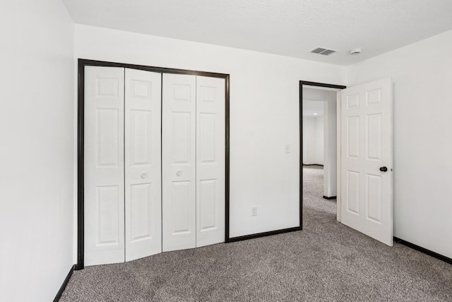933 Beech St, Saint Paul, MN 55106 - unfurnished bedroom with carpet and a closet