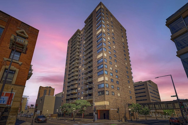 26 10th St W Unit 1104, Saint Paul, MN 55102 - photo 1