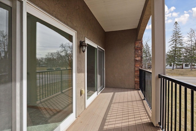 10806 Shore Dr Unit 103, Plymouth, MN 55441 - view of balcony