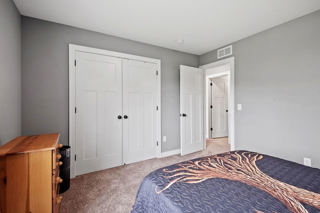 1401 142nd Ct E, Rosemount, MN 55068 - bedroom with light colored carpet and a closet