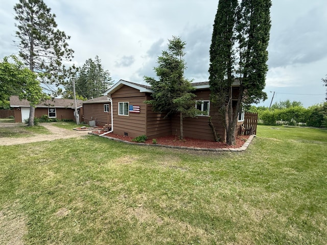 110 9th Ave NE, Deer River, MN 56636 - view of property exterior featuring a yard