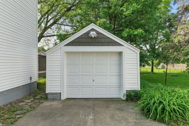 1032 Scheffer Ave, Saint Paul, MN 55102 - detached garage featuring driveway