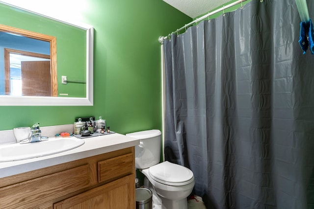 1587 County Road D E Unit B, Maplewood, MN 55109 - full bathroom with vanity, curtained shower, and a textured ceiling