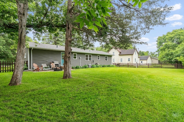 712 Shady Ln SW, Alexandria, MN 56308 - view of yard featuring a patio