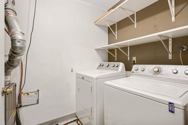 2783 Upland Ct, Plymouth, MN 55447 - washroom featuring washer and clothes dryer