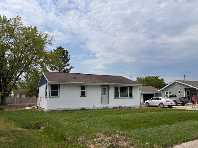 709 Summit St, Aurora, MN 55705 - ranch-style home featuring an attached garage and stucco siding