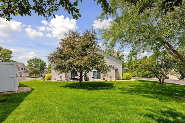 5425 Fawn Ct SE, Prior Lake, MN 55372 - view of grassy yard