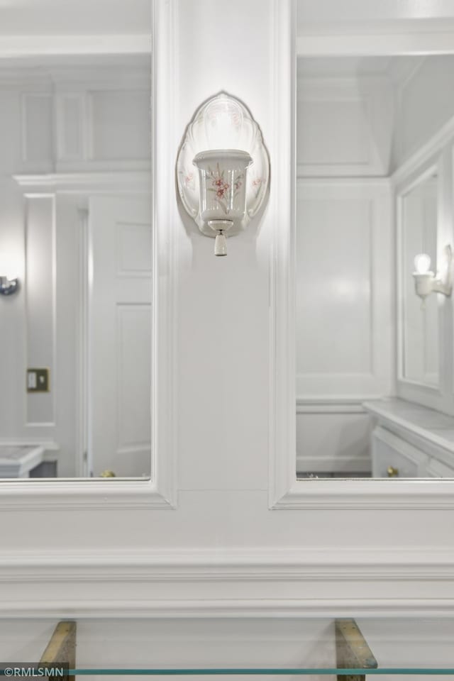 76 Western Ave N, Saint Paul, MN 55102 - detailed view