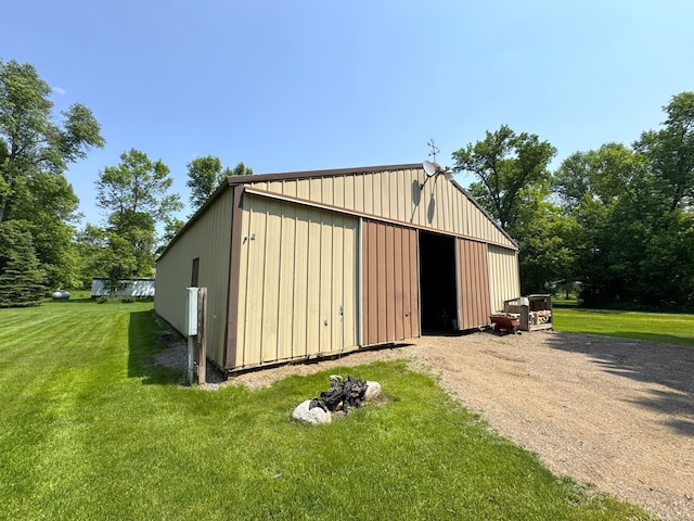 38634 241st St, Aitkin, MN 56431 - view of pole building featuring a yard and dirt driveway