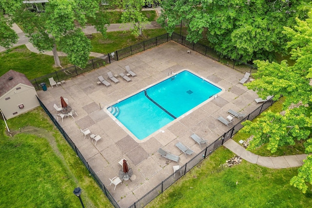 3850 Plymouth Blvd Unit 212, Plymouth, MN 55446 - aerial view of a pool