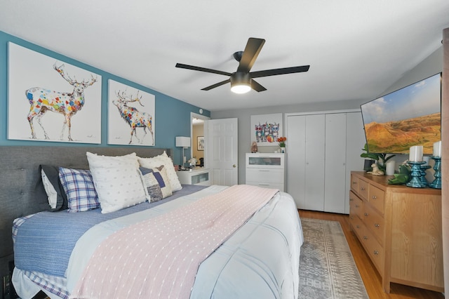 3940 Virginia Ave N, New Hope, MN 55427 - bedroom featuring wood finished floors, a closet, and a ceiling fan