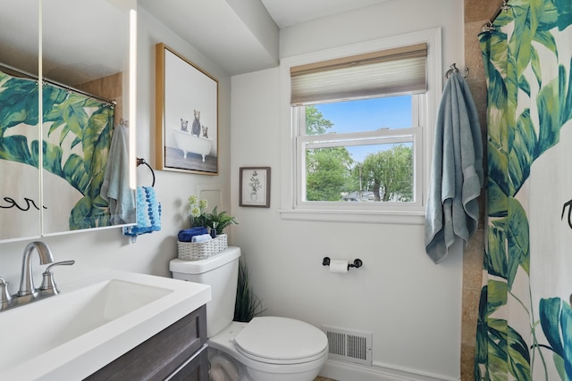 3940 Virginia Ave N, New Hope, MN 55427 - bathroom featuring vanity and a shower with shower curtain