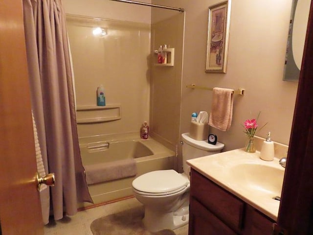 1223 Elizabeth Ave N, Thief River Falls, MN 56701 - full bath featuring shower / bathtub combination with curtain, toilet, and vanity