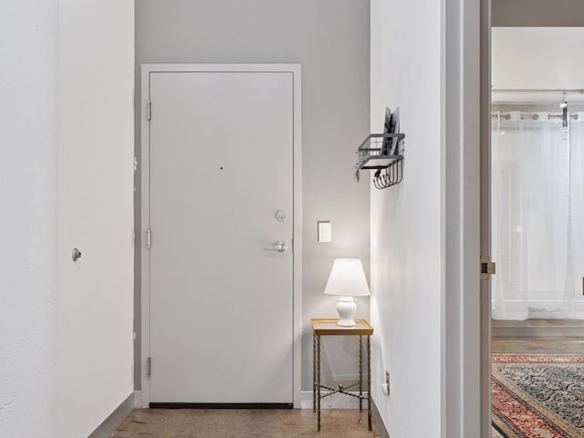 730 Stinson Blvd Unit 106, Minneapolis, MN 55413 - hallway with baseboards