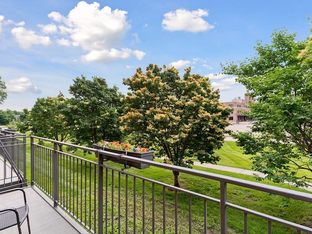 730 Stinson Blvd Unit 106, Minneapolis, MN 55413 - view of balcony