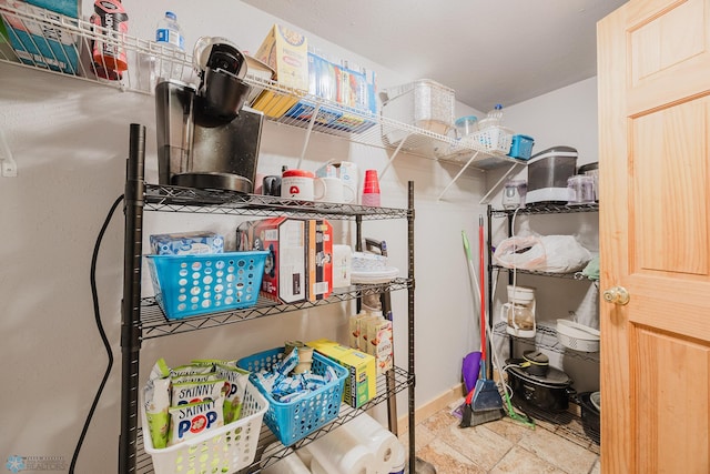 1019 3rd Ave N, Moorhead, MN 56560 - view of pantry