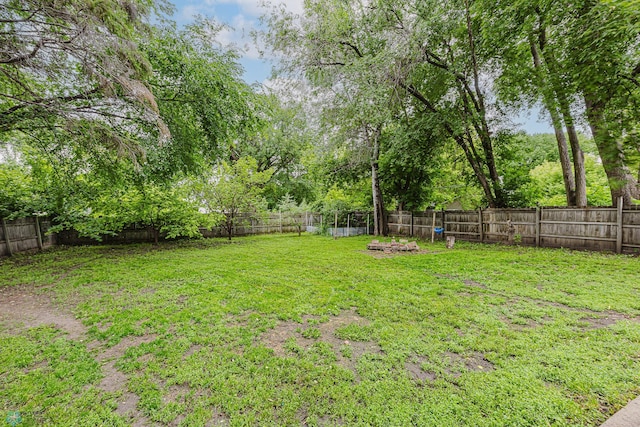 1019 3rd Ave N, Moorhead, MN 56560 - view of fenced backyard