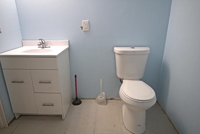 4317 2nd Ave S, Minneapolis, MN 55409 - half bath with toilet and vanity