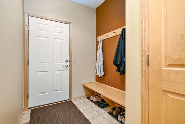 14802 Margaret Pl, Minnetonka, MN 55345 - mudroom featuring light tile patterned flooring