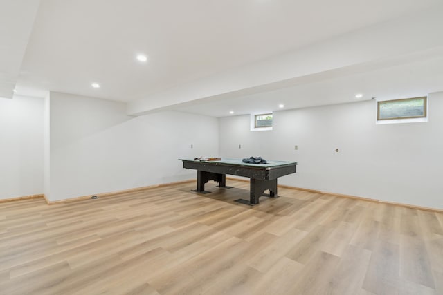 7007 Portland Ave, Richfield, MN 55423 - rec room featuring light wood finished floors, recessed lighting, and baseboards