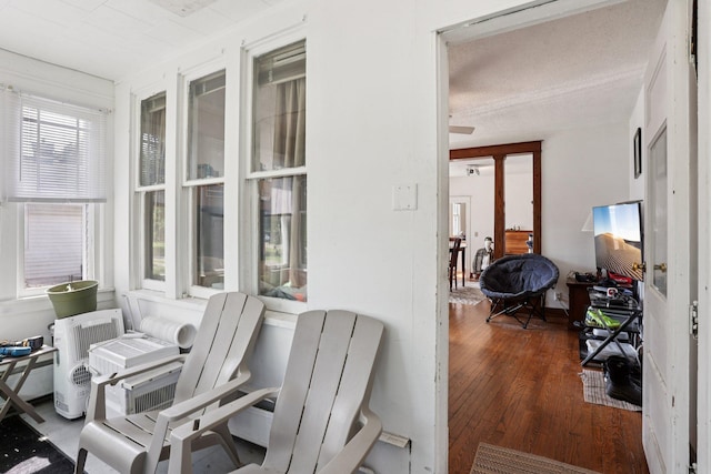 1384 Midway Pkwy, Saint Paul, MN 55108 - view of sunroom / solarium