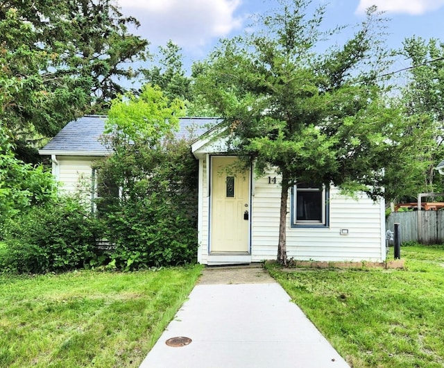 14 4th Ave SE, Dodge Center, MN 55927 - view of front facade