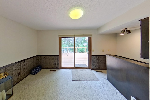 1281 Carlson Lake Ln, Eagan, MN 55123 - photo 23